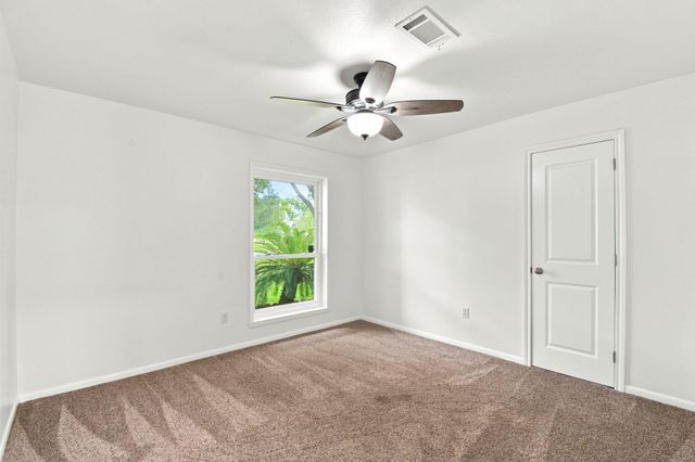 12211 3rd Street, Santa Fe, TX 77510