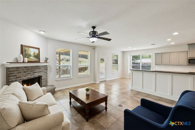 23567 Seven Winds, San Antonio, TX 78258