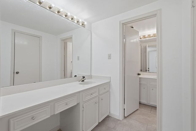 134 April Point Drive S, Conroe, TX 77356