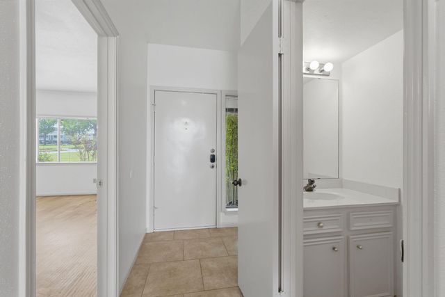 134 April Point Drive S, Conroe, TX 77356