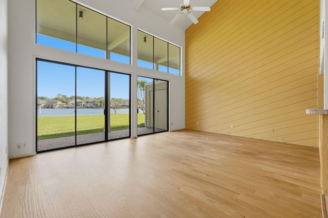 134 April Point Drive S, Conroe, TX 77356