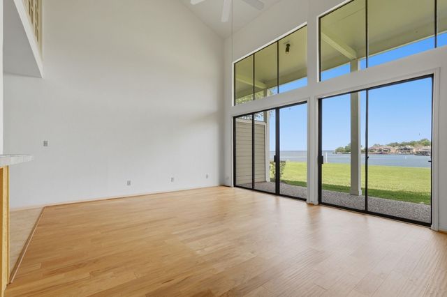 134 April Point Drive S, Conroe, TX 77356