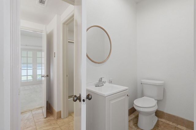 134 April Point Drive S, Conroe, TX 77356