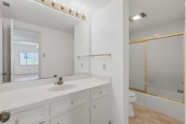 134 April Point Drive S, Conroe, TX 77356