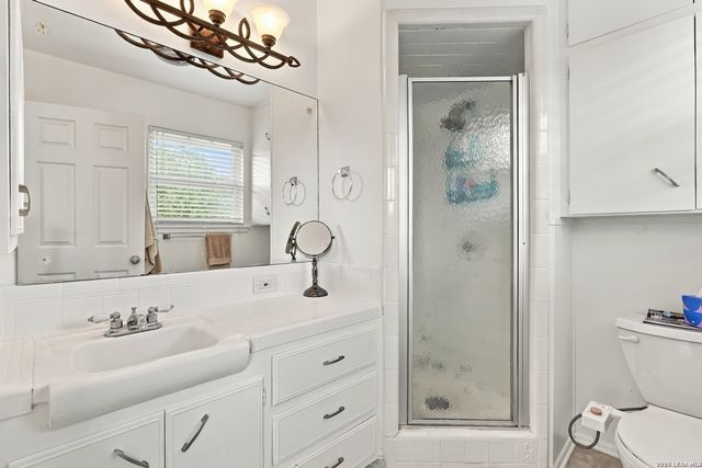 1102 HALTOWN DR, San Antonio, TX 78213