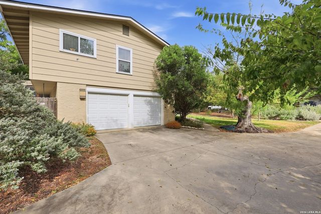 1102 HALTOWN DR, San Antonio, TX 78213