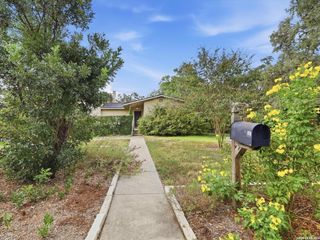 1102 HALTOWN DR, San Antonio, TX 78213