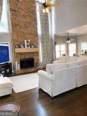 6465 Valley Crossing Way, Cumming, GA 30028