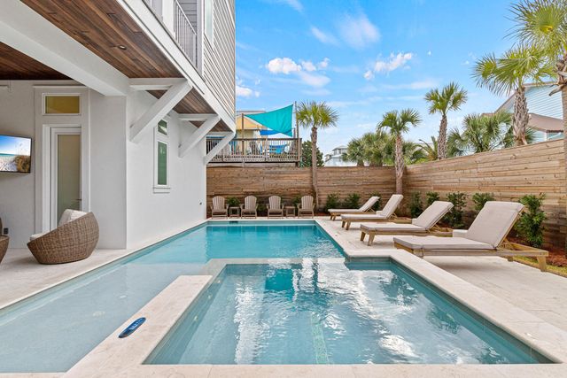 65 Daytona Street, Miramar Beach, FL 32550