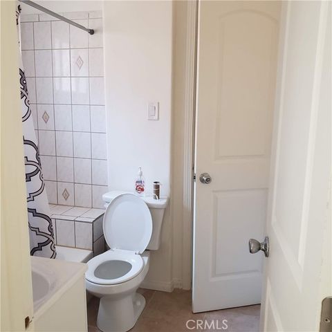 3846 Woodlawn Ave, Los Angeles, CA 90011