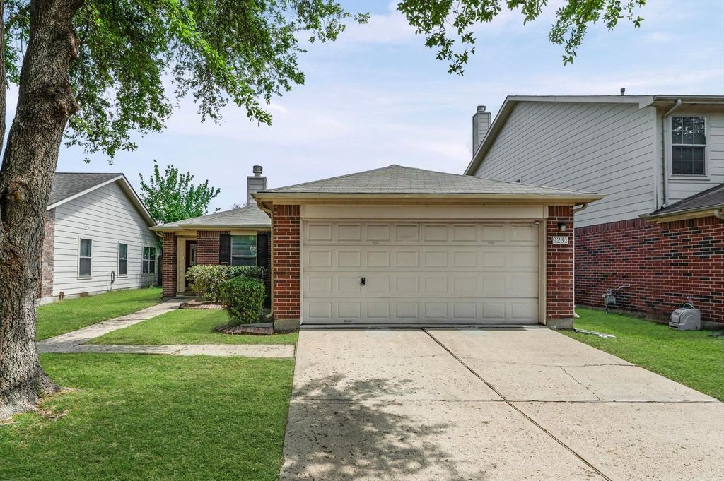 9231 Grove Haven Drive, Houston, TX 77083