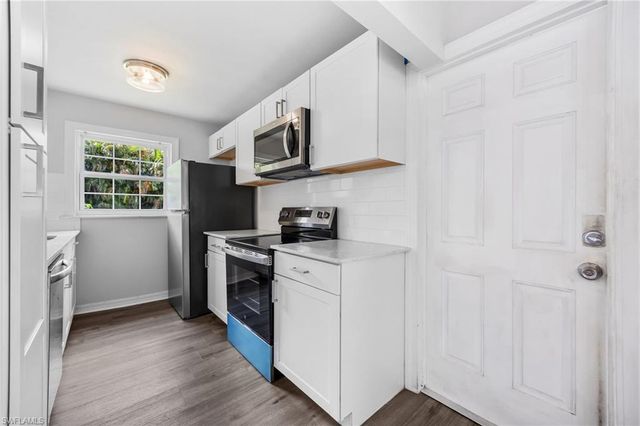 2664 Van Buren AVE, Naples, FL 34112