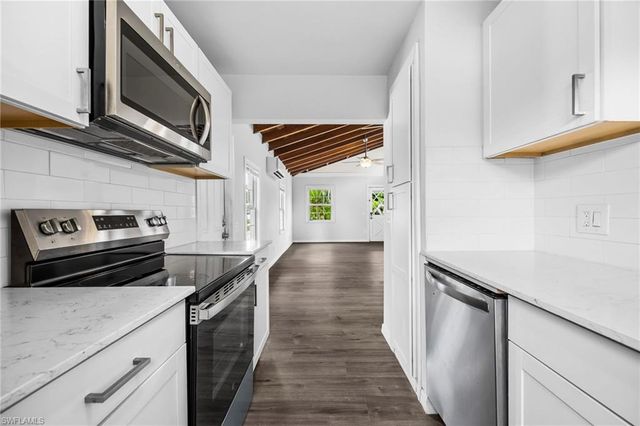 2664 Van Buren AVE, Naples, FL 34112