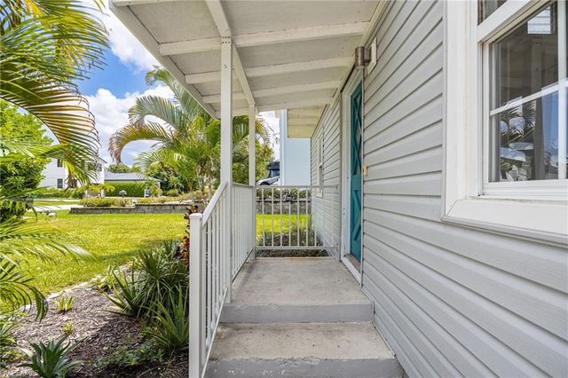2664 Van Buren AVE, Naples, FL 34112