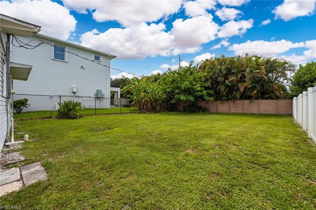 2664 Van Buren AVE, Naples, FL 34112