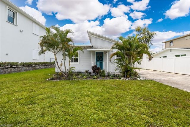 2664 Van Buren AVE, Naples, FL 34112