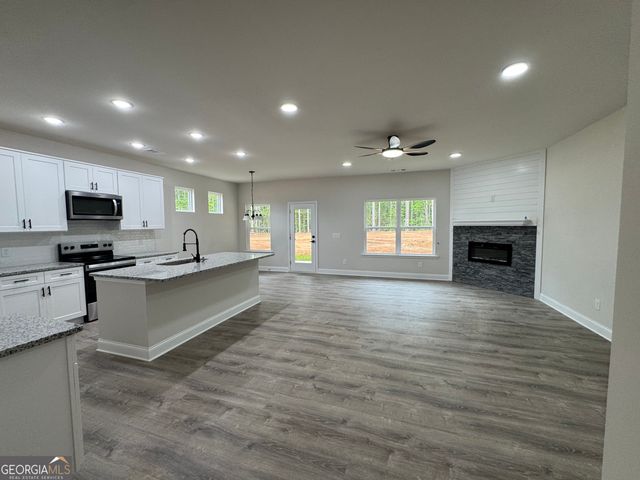 2113 N. Hicks, Toccoa, GA 30577