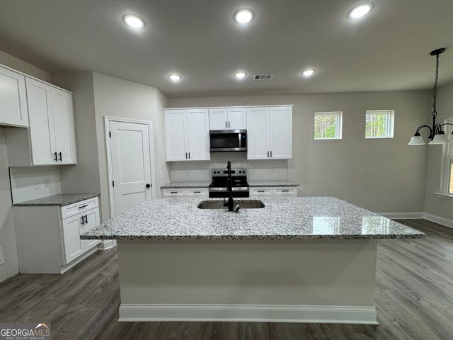 2113 N. Hicks, Toccoa, GA 30577