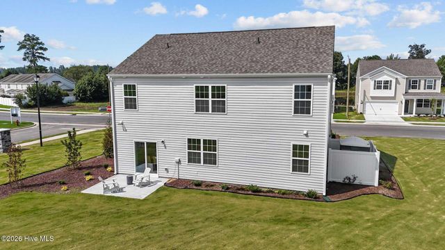 1408 Green Ridge Drive, Winterville, NC 28590