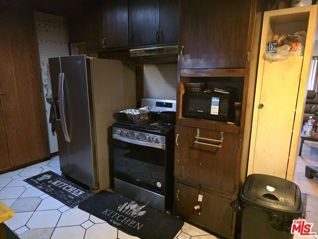 2203 W 158th Street, Compton, CA 90220