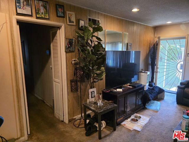 2203 W 158th Street, Compton, CA 90220