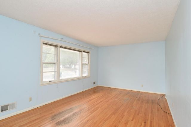 101 98th Avenue NE, Blaine, MN 55434
