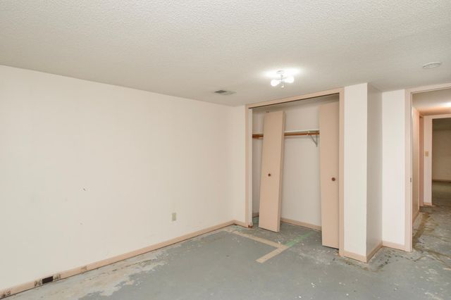 101 98th Avenue NE, Blaine, MN 55434
