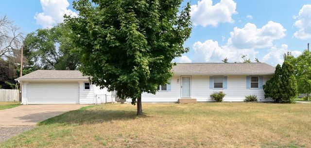 101 98th Avenue NE, Blaine, MN 55434