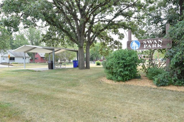 101 98th Avenue NE, Blaine, MN 55434