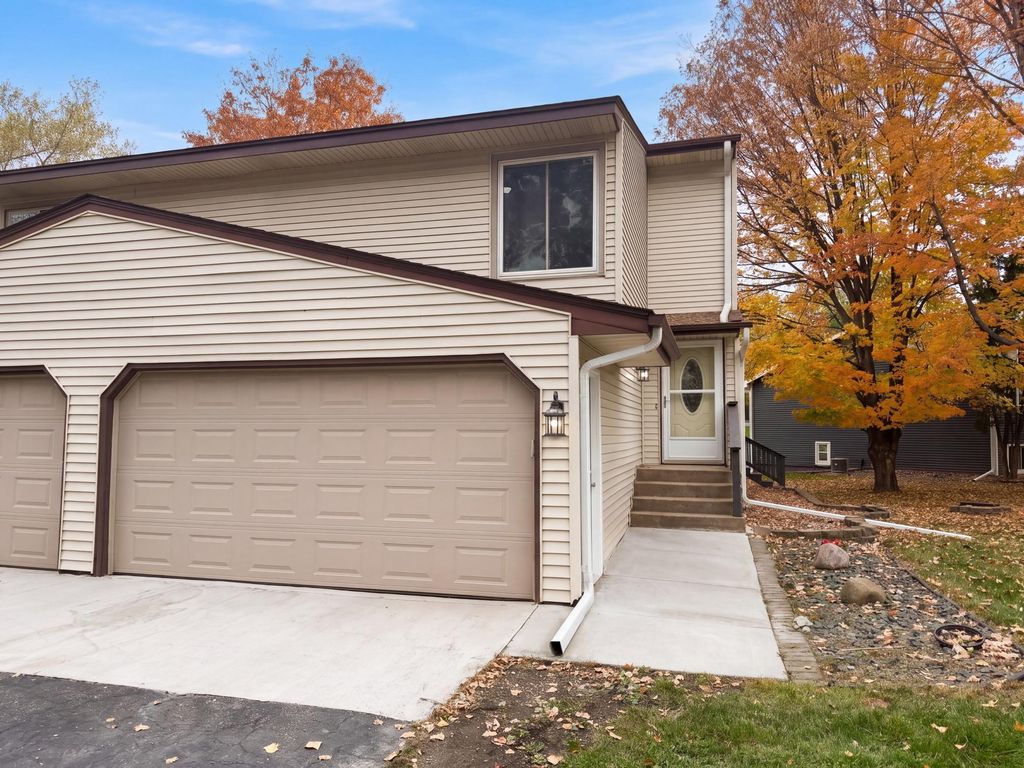 15393 Trillium Circle, Eden Prairie, MN 55344 — exterior