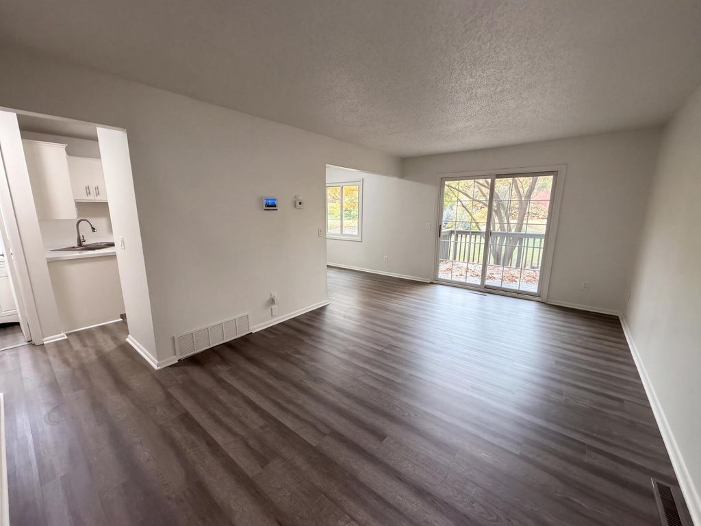 15393 Trillium Circle, Eden Prairie, MN 55344 — photo 2