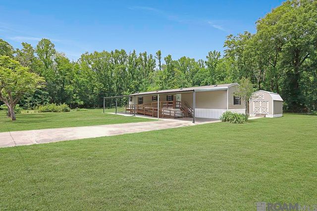 44222 Trabeaux St, Sorrento, LA 70778