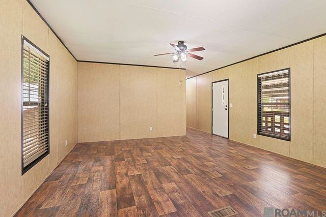 44222 Trabeaux St, Sorrento, LA 70778