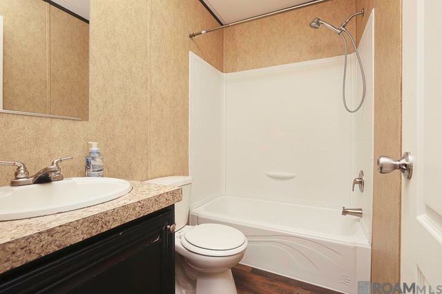 44222 Trabeaux St, Sorrento, LA 70778