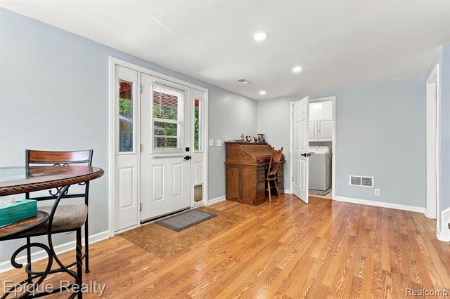 3144 Eastwood Drive, Rochester Hills, MI 48309