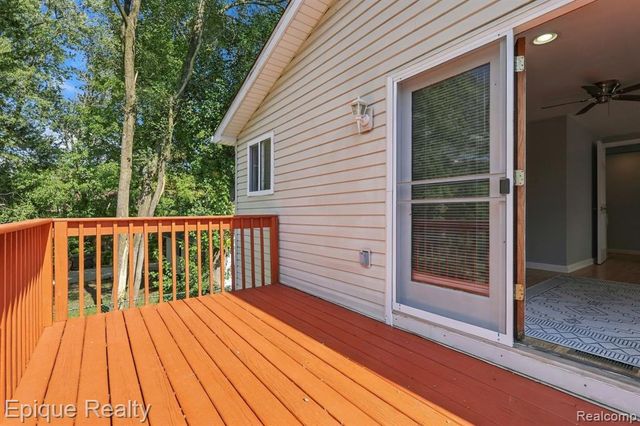 3144 Eastwood Drive, Rochester Hills, MI 48309