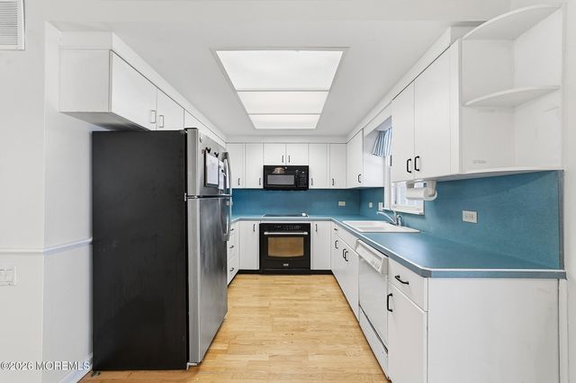 13 Sussex Way 13C, Monroe, NJ 08831