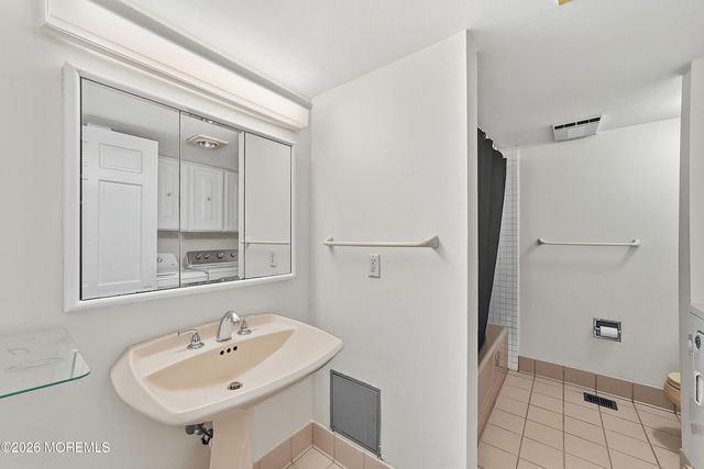 13 Sussex Way 13C, Monroe, NJ 08831
