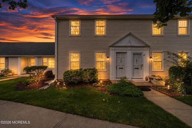 13 Sussex Way 13C, Monroe, NJ 08831