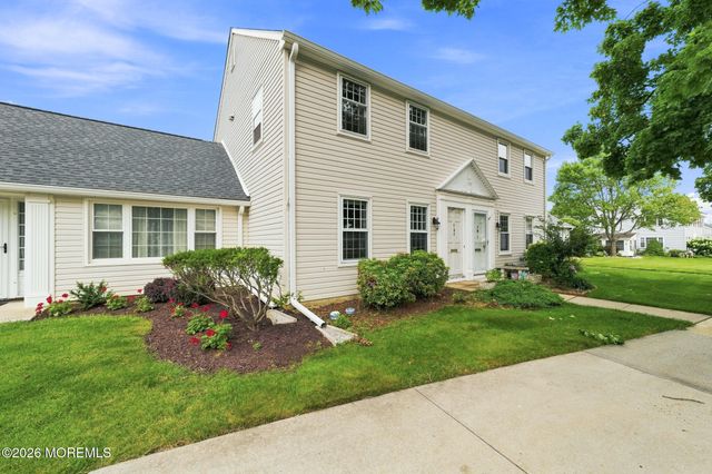 13 Sussex Way 13C, Monroe, NJ 08831