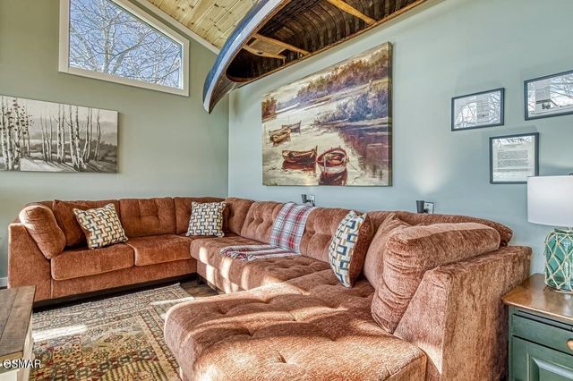 1421 Highway 139, Dandridge, TN 37725