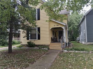 250 Harrison Street, Elyria, OH 44035