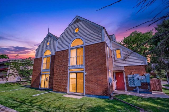 539 D'ONOFRIO Drive, Madison, WI 53719