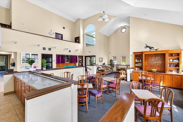 539 D'ONOFRIO Drive, Madison, WI 53719