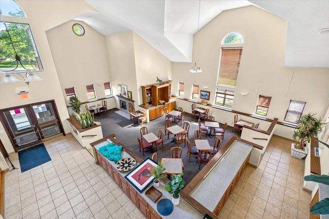 539 D'ONOFRIO Drive, Madison, WI 53719