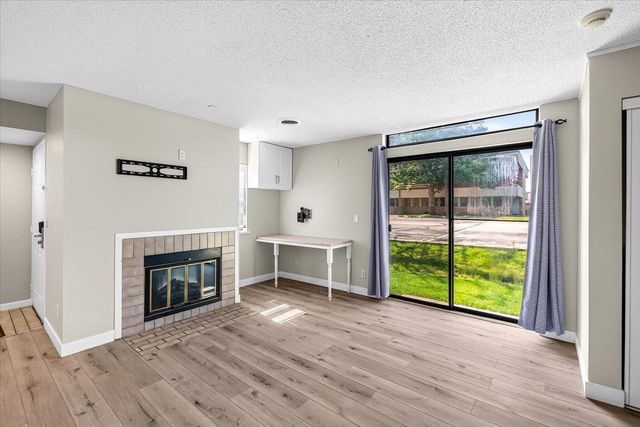 539 D'ONOFRIO Drive, Madison, WI 53719