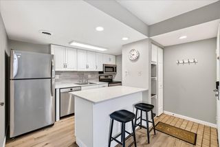 539 D'ONOFRIO Drive, Madison, WI 53719