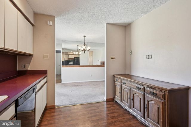 319 5TH AVE, Bellmawr, NJ 08031