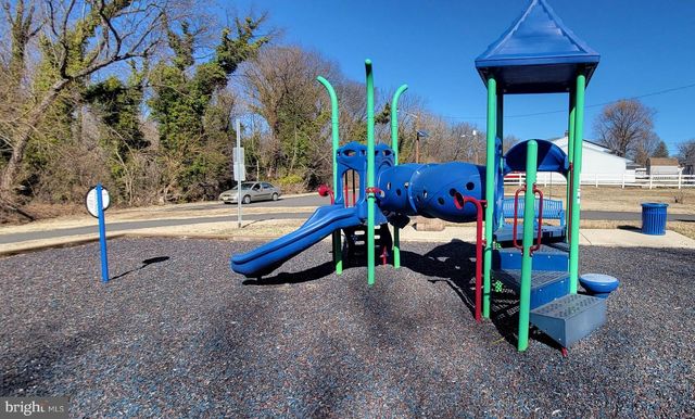 319 5TH AVE, Bellmawr, NJ 08031