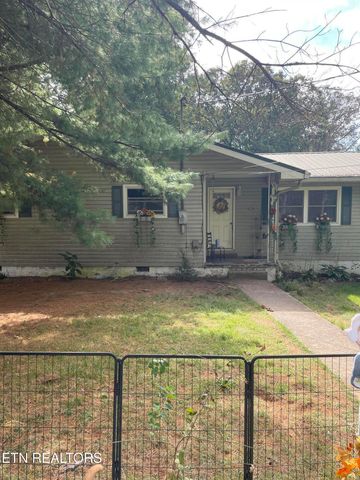 266 Hickory Drive, Crossville, TN 38571